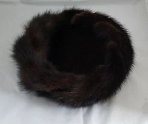 Vintage 50s Brown Mink Velvet Pillbox Hat Coralie - Picture 1 of 5