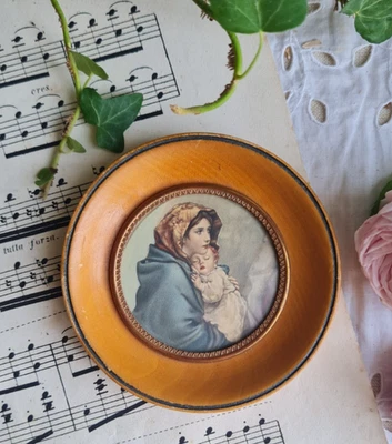 ANCIEN PETIT CADRE ROND BOIS LITHO LA MERE ET L'ENFANT - Photo 1/3