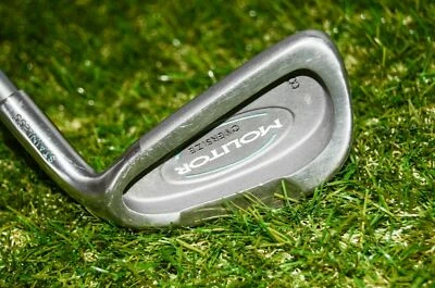 Spalding Molitor OS 8 Iron Right Handed 35.75" Graphite Ladies New Grip - Image 1 of 3