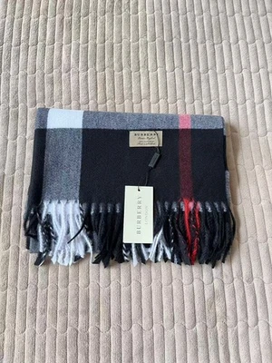 Bufanda de flecos de terciopelo a cuadros de alta gama en azul Foto 1 de 4