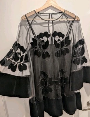 Vestido de Terciopelo Negro Bronx & Banco 2 Piezas Estilo Retro Talla 6 Mangas Campana Transparente  Foto 1 de 4