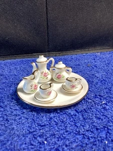 Set da tè porcellana miniatura vintage 10 pezzi rosa rosa foglie verdi bordo oro - Foto 1 di 14