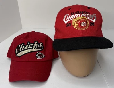 Kansas City Chiefs Mujer’s Lote De 2 Sombreros De Béisbol Gorras Ajustables  Foto 1 de 4