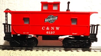 K-Line # 6137 Chicago & North Western Illuminated Caboose (O - 0/27). - Image 1 of 4