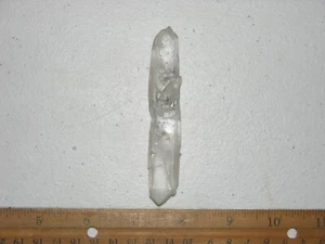 Quartz crystal terminated w/babies Tibet 3 3/4" Q189 - Picture 1 of 1