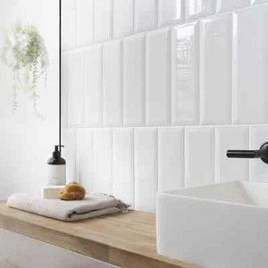 Weiße Metro Wandfliesen abgeschrägt weiß Satin/Hochglanz 10x30cm 1 Box - 0,84qm - Bild 1 von 17