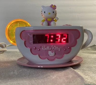 Hello Kitty Radio Alarm Clock Tea Cup Pink Lemon Night Light Sanrio 2012, KT2055 - Image 1 of 4