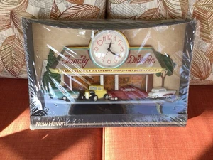 VTG. Burwood Products"Family Drive In Diner" Wall Clock New Haven Quartz In Box - Picture 1 of 12