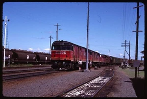 Original Rail Slide - NSWSRA 44226+ Grafton NSW Australia 12-1993 - Picture 1 of 1