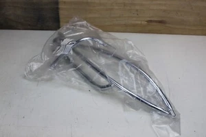 Sym fiddle II 2010 OEM rear protection chrome left & right side SY840-ALA-000 - Picture 1 of 6