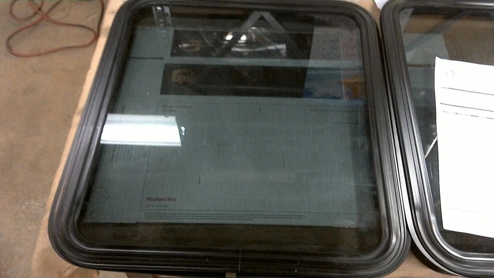 VENTANA ASM-PUERTA VERTICAL 6010778 Foto 1 de 1