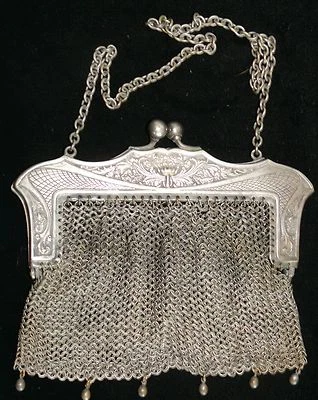 ANTIGUO MONEDERO VICTORIANO ALEMÁN MALLA PLATA  Foto 1 de 4