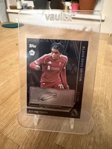 Topps Premier League 2026 Rio Ngumoha Black Edge Rookie Auto 83/99 Liverpool FC - Bild 1 von 3