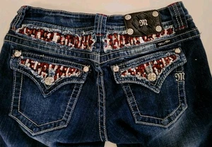 Women's Sz 29 Miss Me Bootcut Jeans Embellished Pockets Dark Wash Denim - Picture 1 of 11