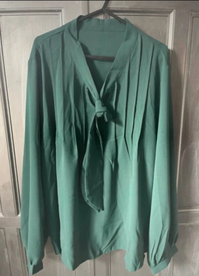 Dark Green Pussy Bow Blouse – Shein Curve Size 18 – Brand New With Tags  Elegant - Image 1 of 4