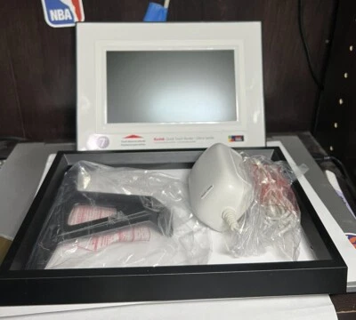 Kodak EasyShare P720 7” Digital Picture Frame with Quick Touch Border Open Box - Image 1 of 4
