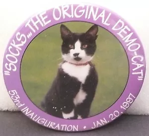 HILLARY CLINTON DA COLLEZIONE - 20 GENNAIO 1997 - HILLARY'S CAT - SOCKS THE DEMO-CAT - Foto 1 di 1