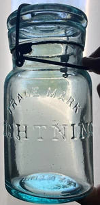 TRADEMARK LIGHTNING Putnam 497 Aqua Blue PINT Wire Bail Clip Canning Fruit Jar - Picture 1 of 21