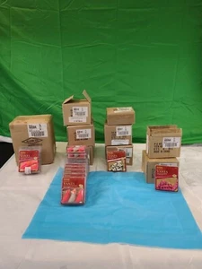 Allen Pro-Series 2" Arrow Vanes-Quanties and Colors As Pictured-APPROX 104 PACKS - Picture 1 of 6