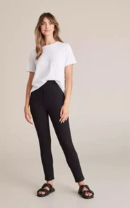 Target Active Size 20 Black Stretch Narrow Leg Jeggings Style Pants GUC - Picture 1 of 9