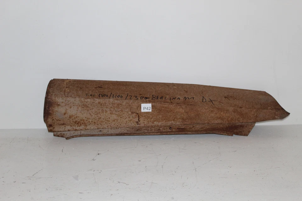 FIAT 1800 2100 2300 TEGOLO PARAFANGO ANTERIORE DESTRO Foto 1 de 3