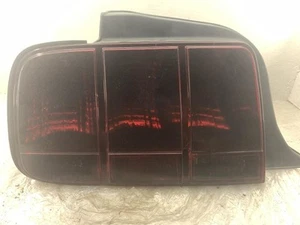 Driver Left Tail Light Fits 05-09 MUSTANG 1271136 - Picture 1 of 12