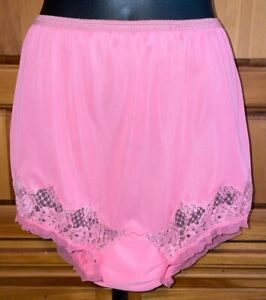 Gorgeous Pink Vintage 1950's LUXITE by KAYSER Elaborate Pin Up Panties 7