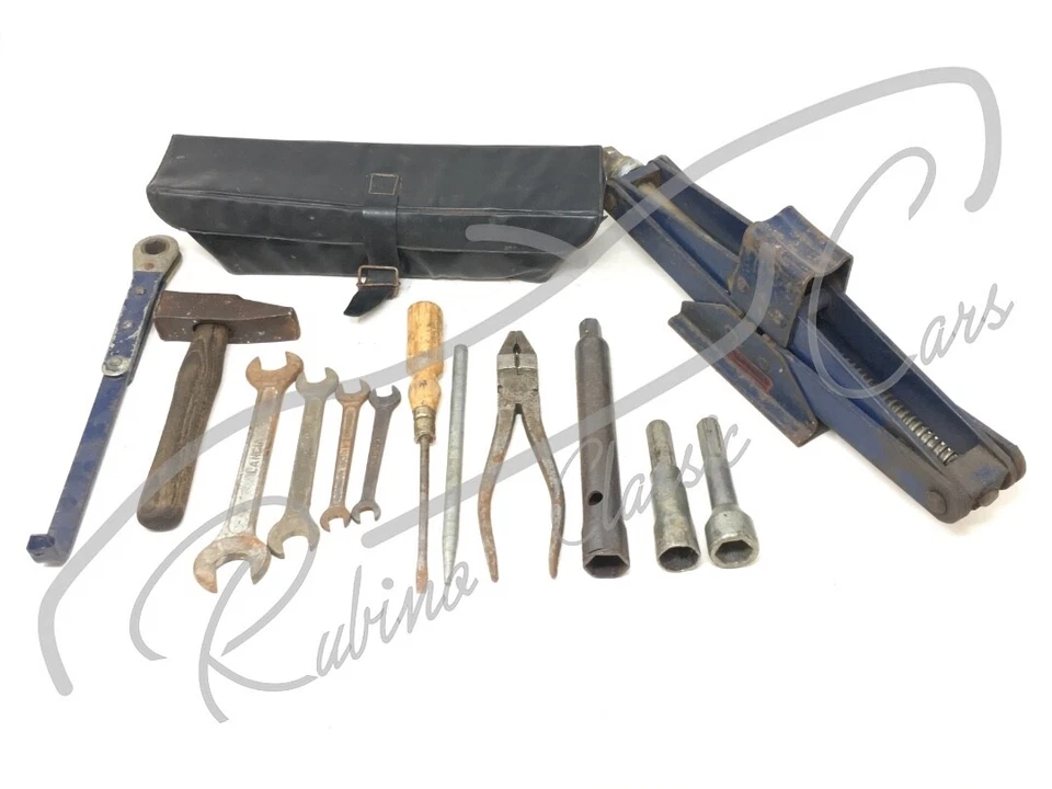 KIT DE HERRAMIENTAS ORIGINAL LANCIA FULVIA CUPÉ RALLY ZAGATO HF 1300 1600 BATTAINI JACK Foto 1 de 4