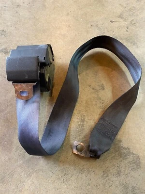 91 92 93 1992 PONTIAC GRAND PRIX SEDÁN CINTURÓN DE SEGURIDAD TRASERO IZQUIERDO RETRACTOR GRIS Foto 1 de 2