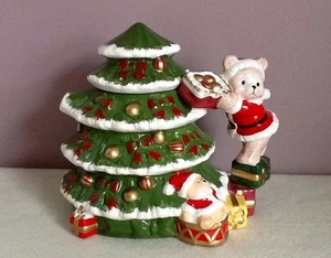 Christmas Tree Teapot With Teddy Bear Handle World Bazaar Inc. - Picture 1 of 9