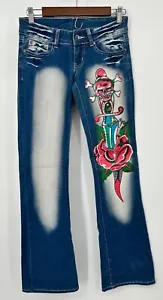 Pantalones de mezclilla Dream Age para mujer 26 lavado oscuro gráfico calavera joyas - Imagen 1 de 12