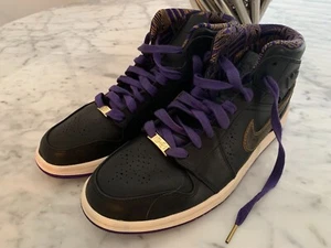 Men's Air Jordan 1 Mid Nouveau Black Metallic Gold CRT Purple US 10.5 - Picture 1 of 16
