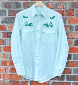 VINTAGE ELY CATTLEMAN PEARL SNAP EMBROIDERED PALE GREEN FLORAL CARNATION SHIRT M - Picture 1 of 7