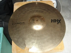 18" SABIAN HHX EVOLUTION Crash Cymbal. *SERIOUSLY CRACKED* Pls Read. - Picture 1 of 9