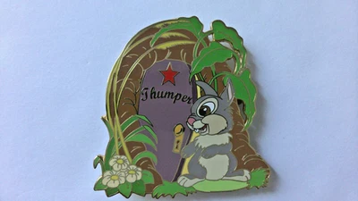 DISNEY AUCTIONS DRESSING ROOM DOOR PIN THUMPER FROM BAMBI LE 1000 — 第 1/2 张图片