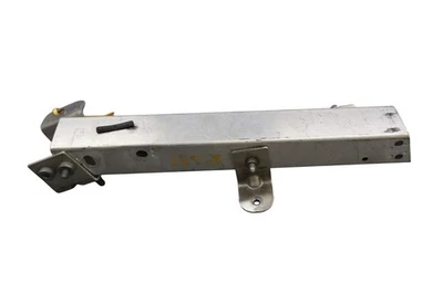 14-21 BMW i3 I01 Hybrid Front Bumper Right Impact Bracket D6222077000 Oem - Image 1 of 4