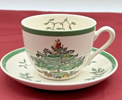Spode England Christmas Tree Coffee Tea Cup and Saucer Set S3324 - Image 1 of 4