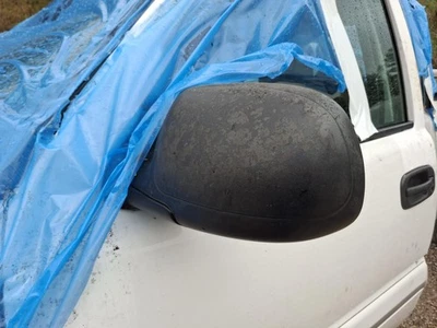 Used Left Door Mirror fits: 2003 Chevrolet Silverado 1500 pickup Power w/o integ - Image 1 of 4