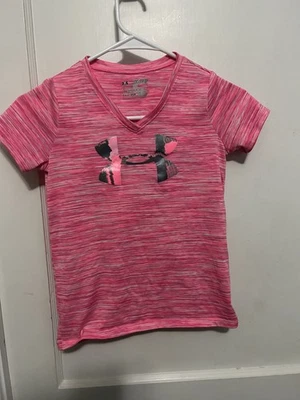 Youth Pink Under Armor Shirt Size Xs - Image 1 of 3