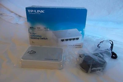 TP-Link 5-Port 10/100 Desktop Ethernet Switch Auto-MDIX 200Mbps FD TL-SF1005D - Image 1 of 4