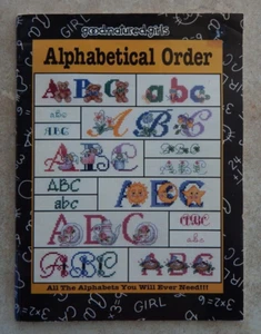 Folleto de patrón de punto de cruz para niñas de buen carácter ORDEN ALFABÉTICO letras - Imagen 1 de 5