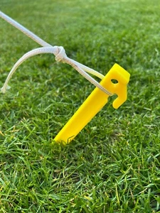 Plastic Tent Pegs, Tent Stakes, 23cm Long, Camping Ground Pegs With Hook, Yellow - Picture 1 of 3