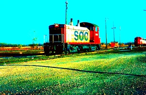 ORIGINAL KODACHROME SLIDE SOO LINE SW-9 #2113 FOND DU LAC, WI OCTOBER 1975 - Picture 1 of 1