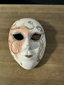 Vintage Mardi Gras Style Chalk Style Face Mask Masquerade Wall Art 5” - Picture 1 of 1