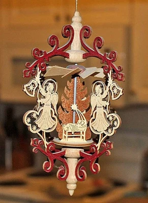复古德国 Erzgebirge Angels 带铃铛诞生红色悬挂金字塔装饰 6 H — 第 1/4 张图片
