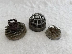 Vintage metal flower frogs x4 - Picture 1 of 4