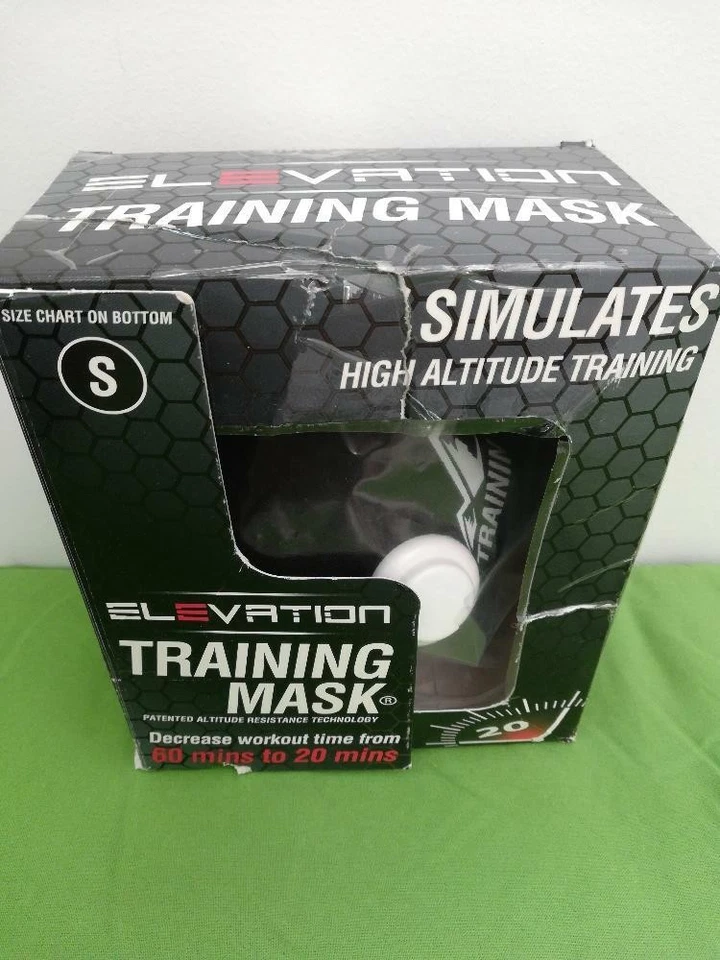 Elevation Training Mask 2.0. SIZE Small 100LBS-140LBS - Image 1 of 1