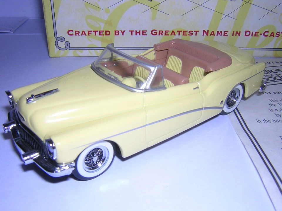 MATCHBOX COLLECTIBLES 1953 BUICK SKYLARK - OSAGE CREAM (YELLOW)/SADDLE BROWN - Image 1 of 2