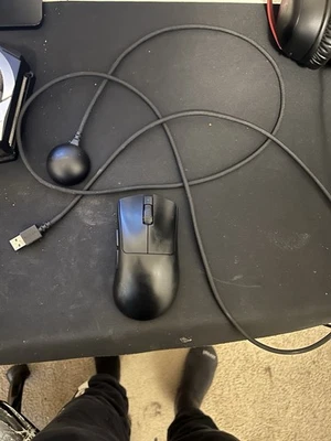 Razer DeathAdder V4 Pro Ultra-lightweight Ergonomics Wireless Gaming Mouse Black - Image 1 of 2