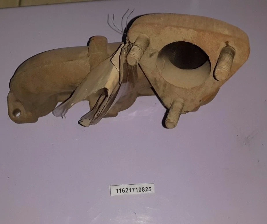 NUEVO ORIGINAL BMW 11621710825 Colector de escape trasero E28 E30 E34 Z1 Foto 1 de 1